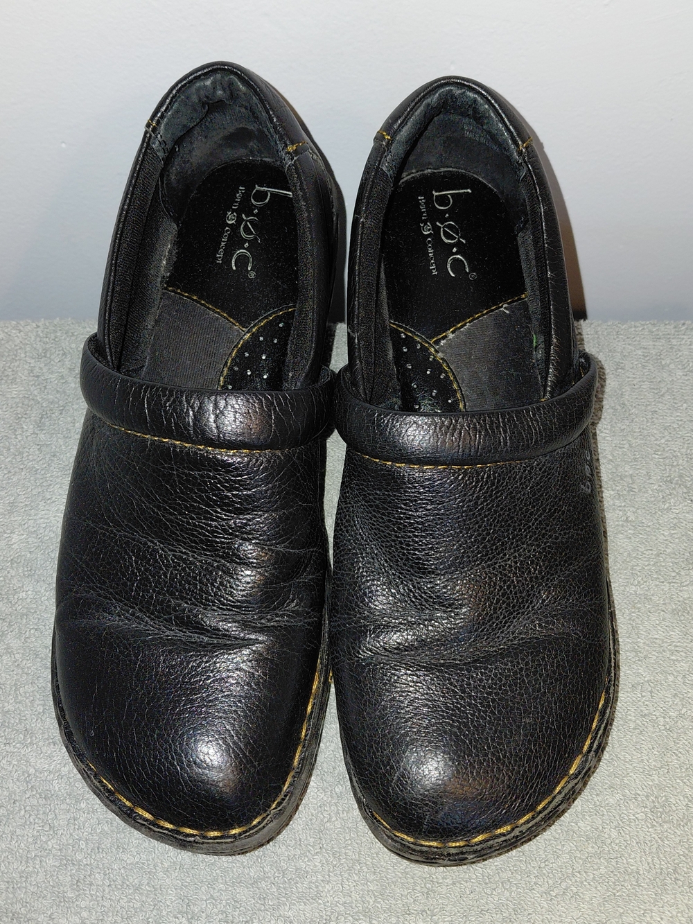 b.o.c. Men’s Black Leather Slip-On Clogs